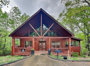 2306 Pine Cir, Sevierville, TN 37876