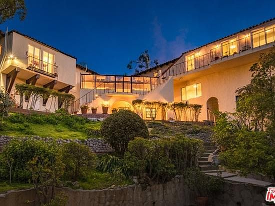 1st image of 3096 Lake Hollywood Dr