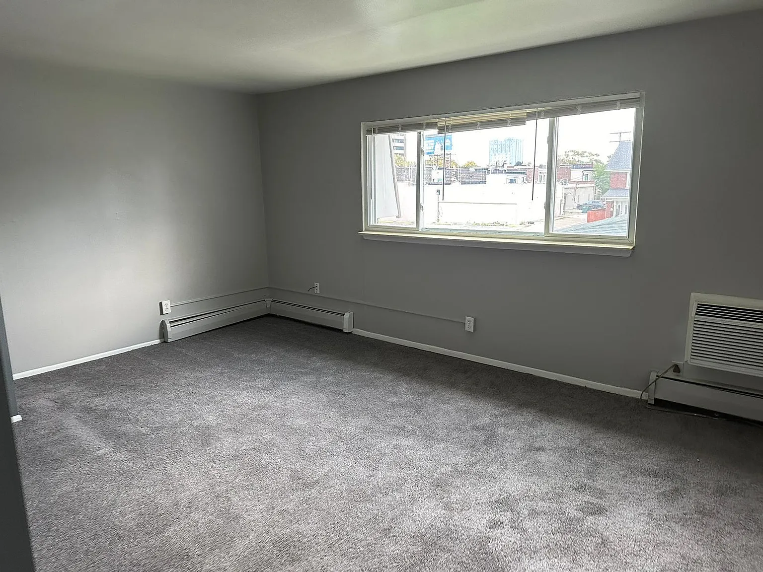 2 bed, 675 sqft, $975 — Photo 2