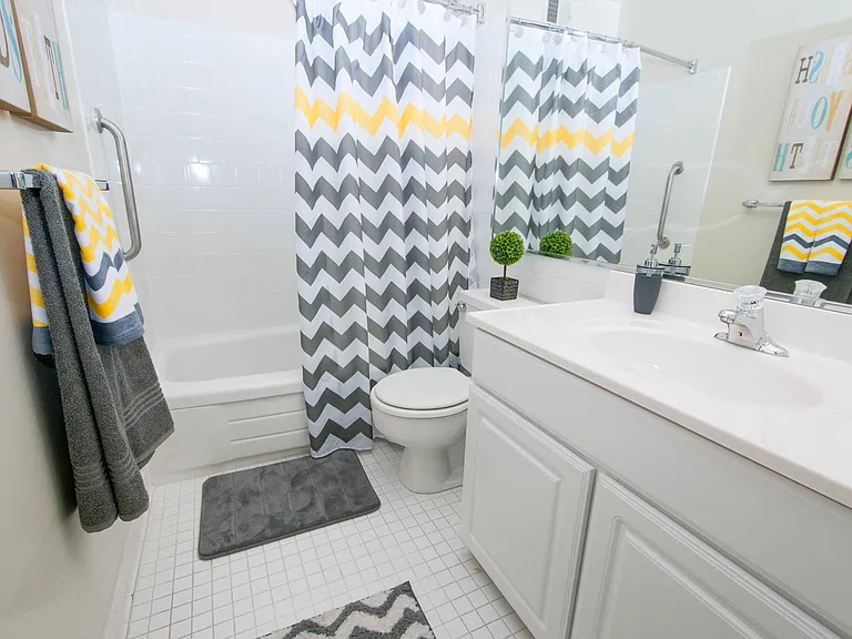 Ridge Gardens Apartments — Photo 17