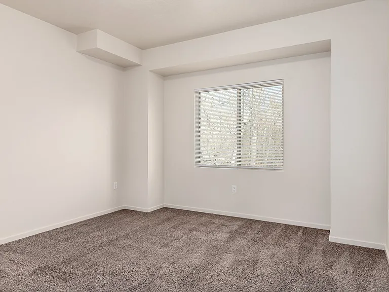 Legacy at 50th St Apartments — Photo 34