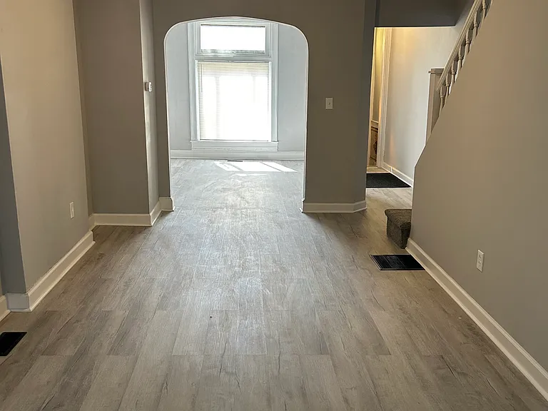 2644 Harlem Ave — Photo 4