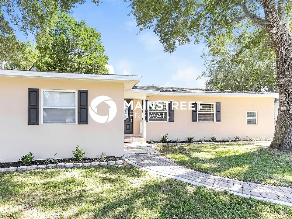701 Brookside Dr