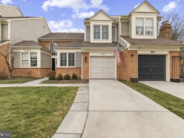 1802 Duffield Ln, Alexandria, VA 22307