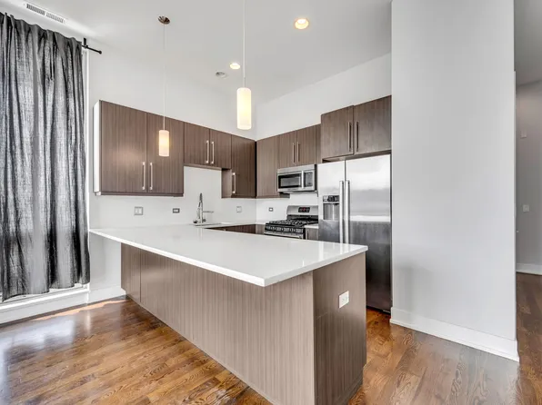 2353 N Seeley Ave #3S, Chicago, IL 60647