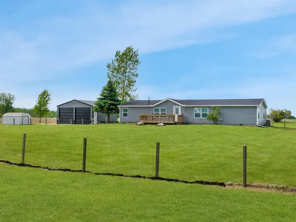 13352 Norman Rd, Yale, MI 48097