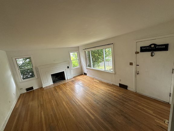 2nd image of 2905 N 21st St
