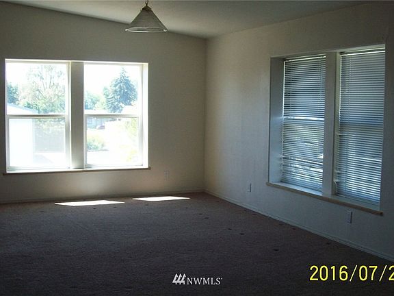 2nd image of 712 N S Street