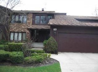 1500 Chartres Dr APT B1, Northbrook, IL