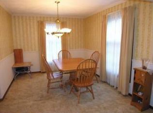 38701 N Gish Ave, Beach Park, IL