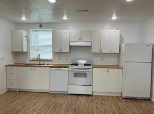 1433 S 2000 W, SYRACUSE, UT 84075
