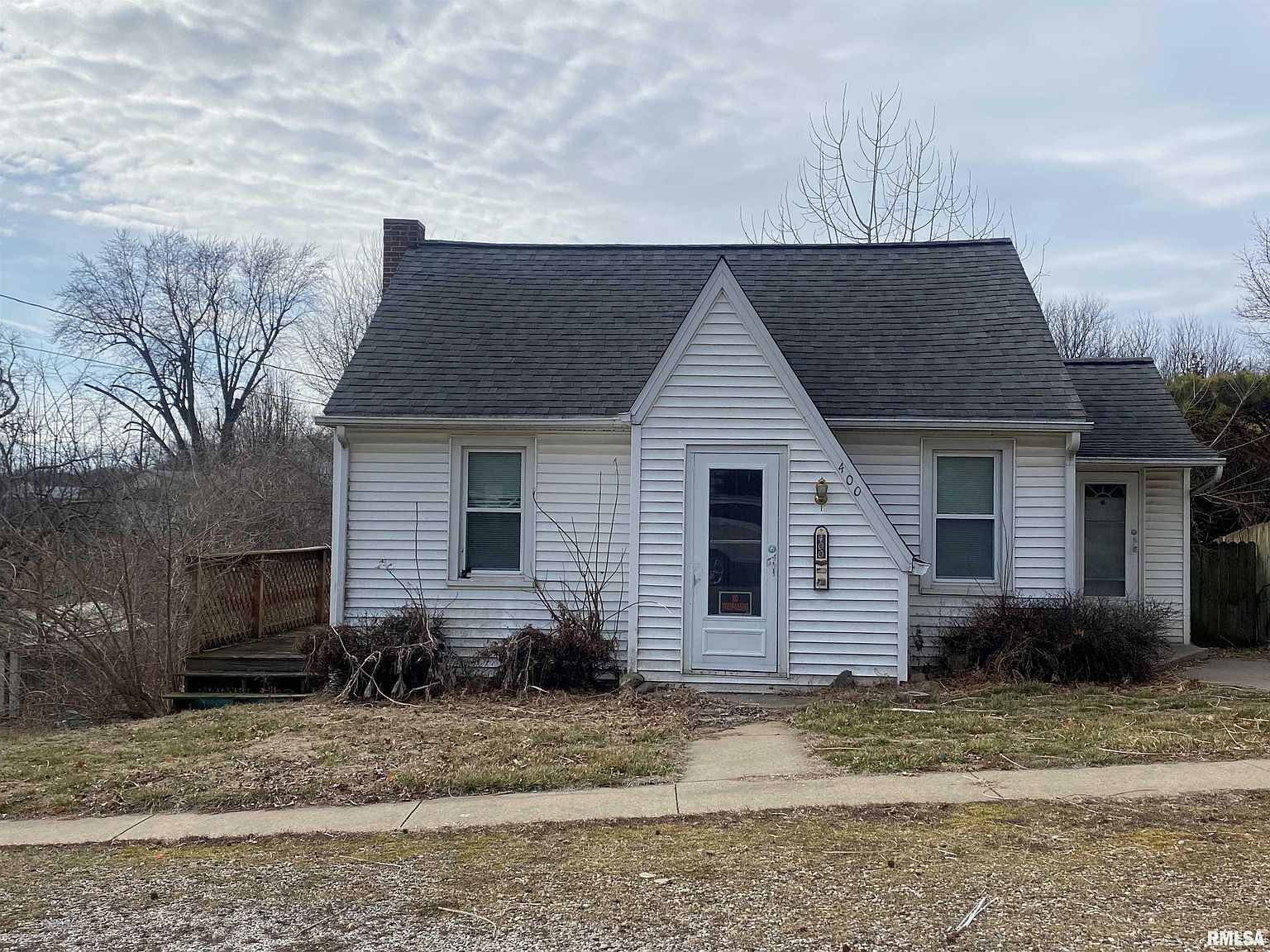 400 N Fulton Ave, Saint David, IL 61563 Zillow