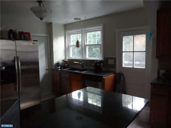 806 Park Ave, Kennett Square, PA 19348