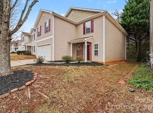 5216 Grays Ridge Dr, Charlotte, NC 28269