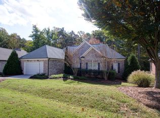 11 Beech Ridge Ct, Greensboro, NC 27455