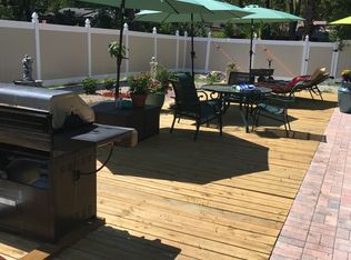 2215 Guilford Rd, Jacksonville, FL 32207