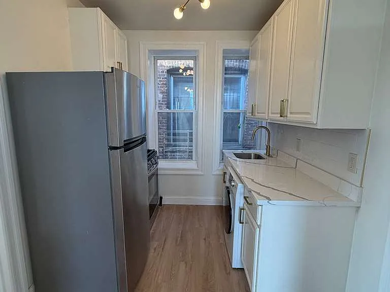 5111-5113 Palisade Ave #11 — Photo 2