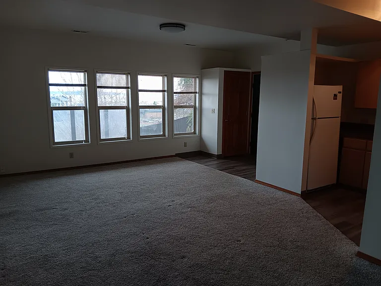 1914 Grand Ave #B — Photo 7