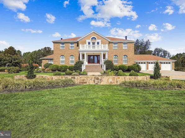 22319 Rolling Hill Ln, Gaithersburg, MD 20882