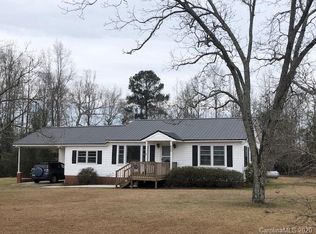 8678 Taxahaw Rd, Jefferson, SC 29718