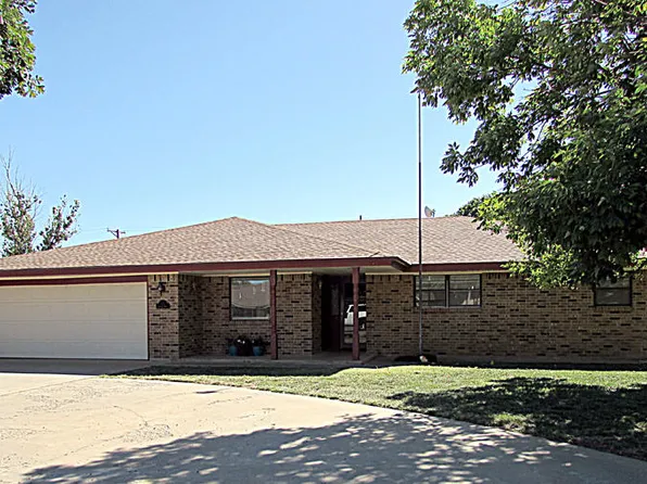 723 Bennett Dr, Dumas, TX 79029