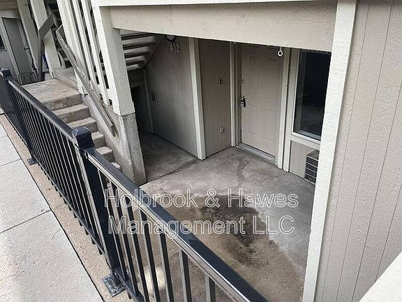 4th image of 1209 W Plum St
