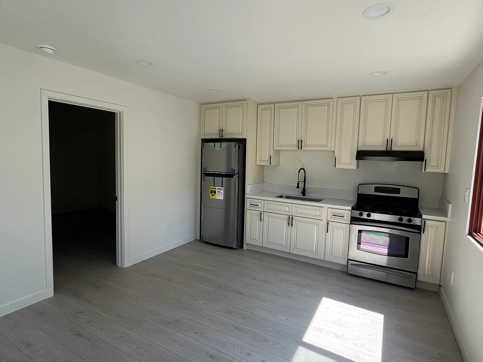 14629 Haynes Street, Van Nuys , CA 91401 — Photo 1