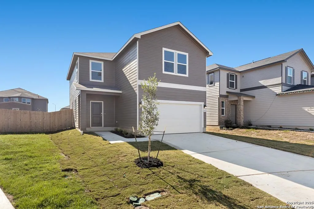 822 Bifurcate Bnd — Photo 1