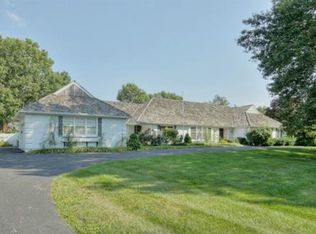 4312 W 87th St, Prairie Village, KS 66207