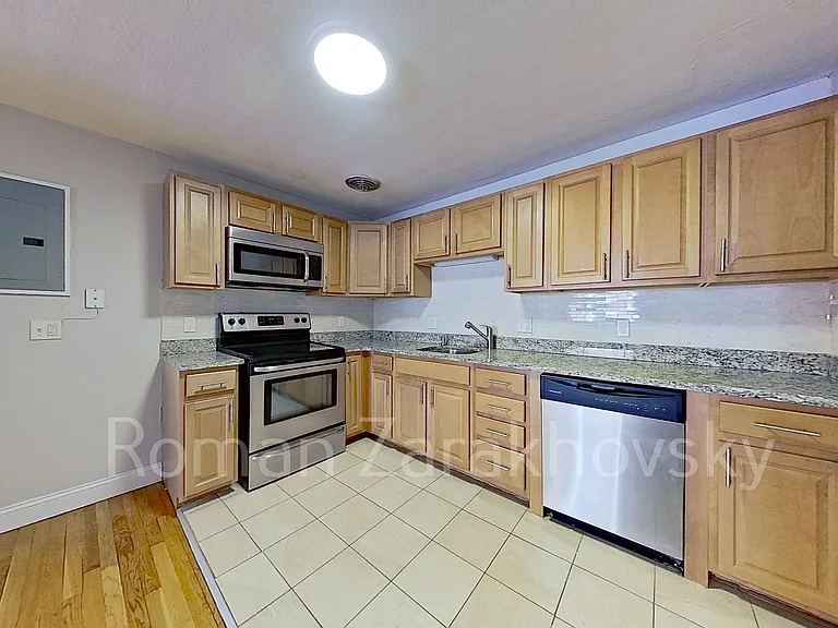 236 Babcock St #1 — Photo 4