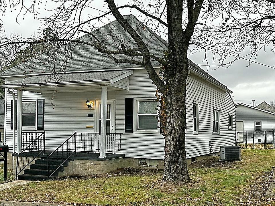 1st image of 1306 Barham Ave