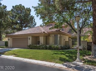 8111 Castle Pines Ave, Spring Valley, NV 89113