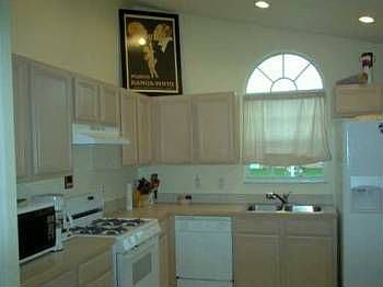 2nd image of 2924 Cystal Creek Blvd