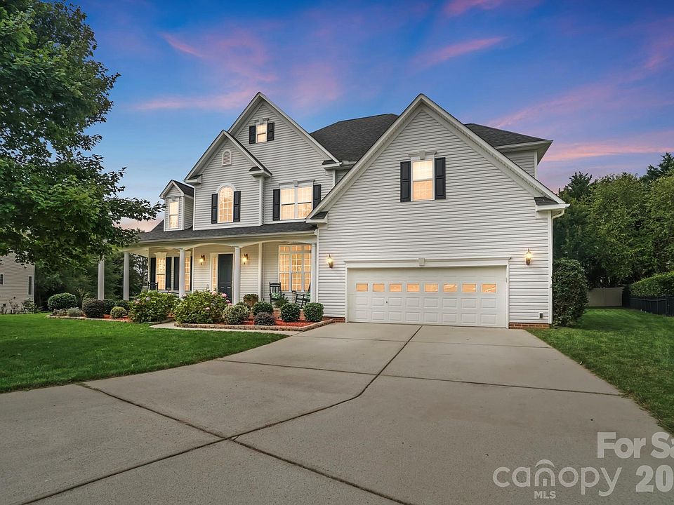 1st image of 796 Cedarwood Ct
