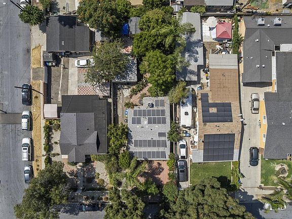 4th image of 11744 Welby Way