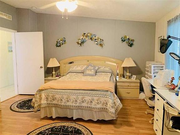 2nd image of 3407 Sedgefield Ct