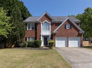 520 Olde Lauren Ct, Alpharetta, GA 30022