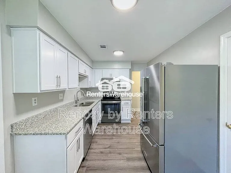 2549 Hunters Run Trl — Photo 10
