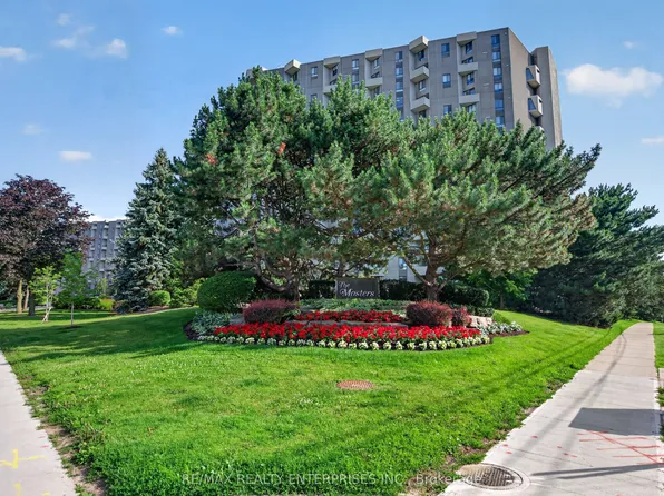 288 Mill Rd #A49, Toronto, ON M9C 4X7