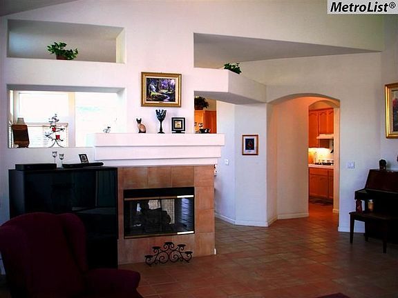 3rd image of 8586 Almond Bluff Ct