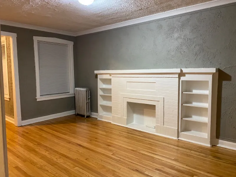 Building Photo - 340 S Homan Ave #3