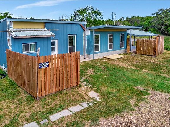 2nd image of 305 Panorama Ln