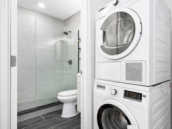 306 Saint James Pl APT 2R, Brooklyn, NY 11238