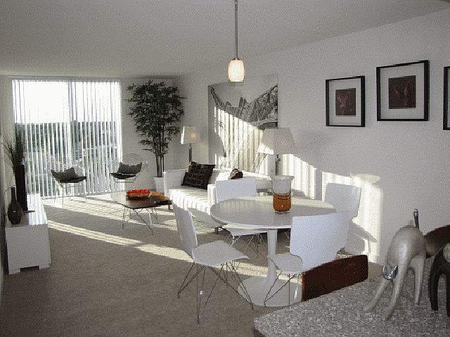 Jannus Living Room