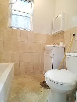 Rented by Bedford Brownstone Realty | media 21