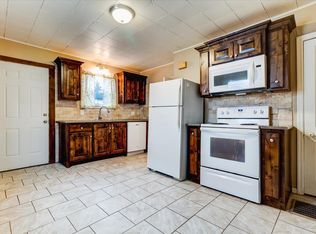 420 Olive St APT 1, Leavenworth, KS 66048