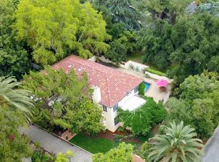 1077 E Altadena Dr, Altadena, CA 91001