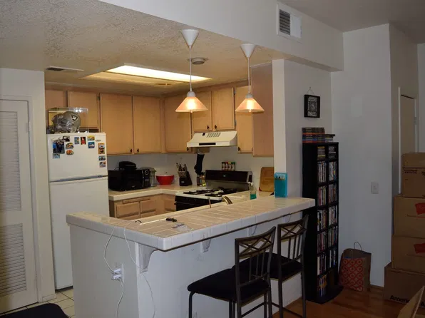 2010 Blackberry Cir, Oxnard, CA 93036