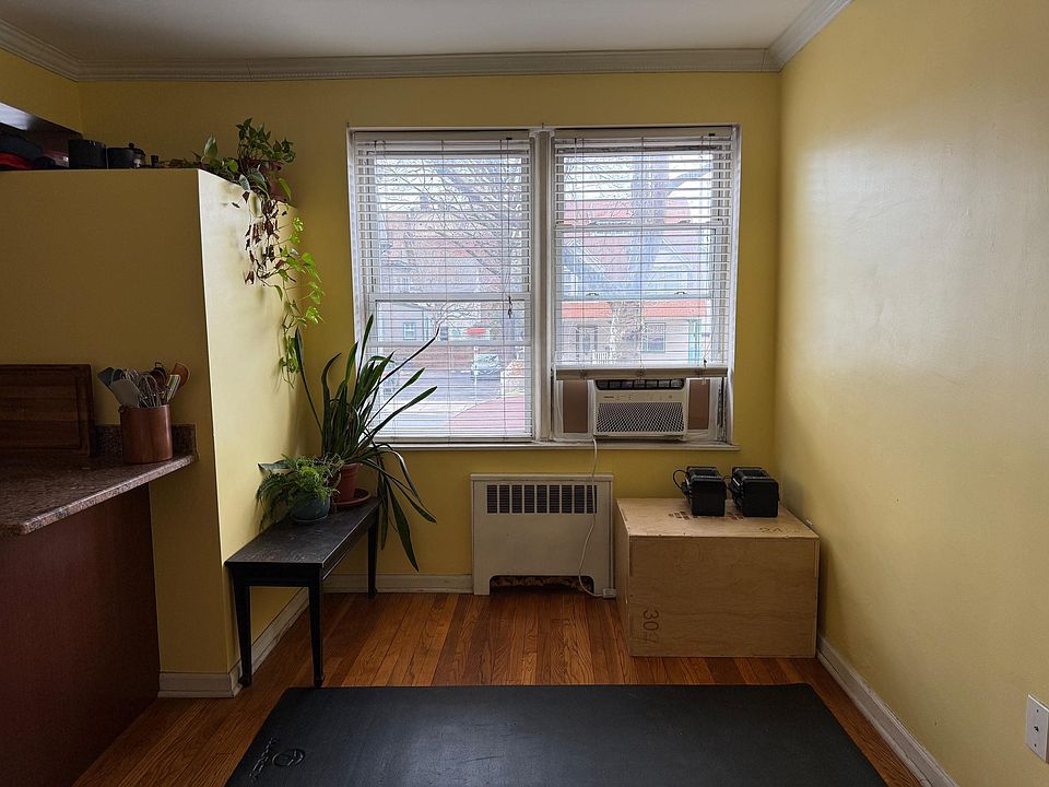 1st image of 2520 Kennedy Blvd APT 1F