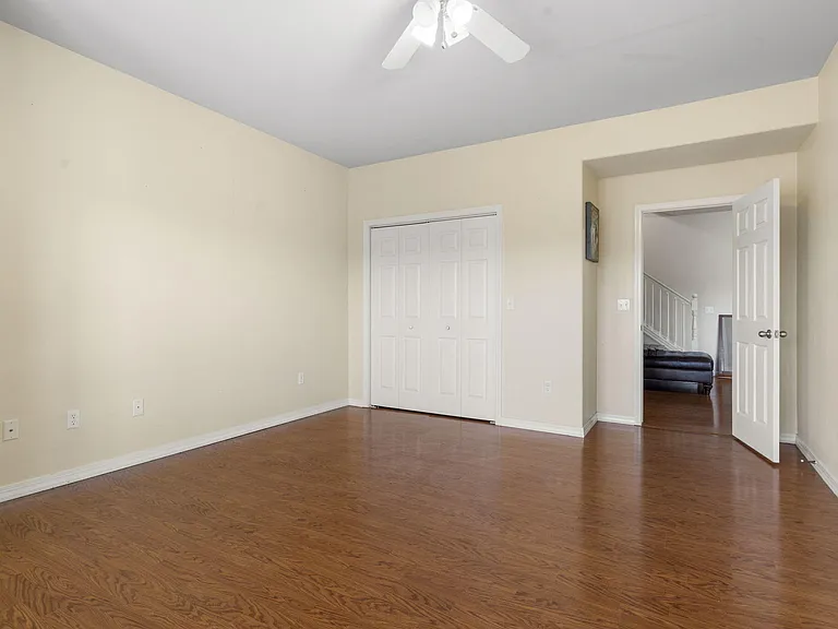 852 Silvercliff Way — Photo 77